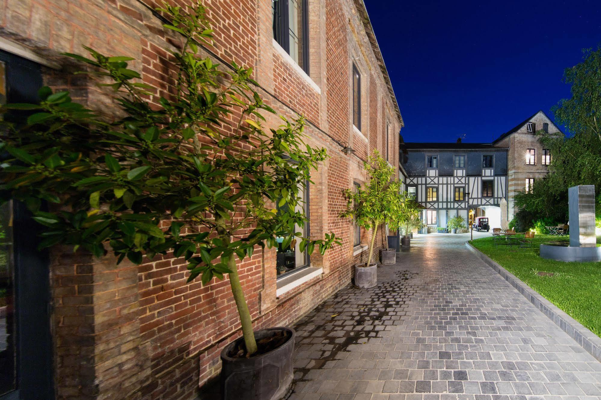 Hotel La Licorne & Spa Lyons-la-Forêt Kültér fotó